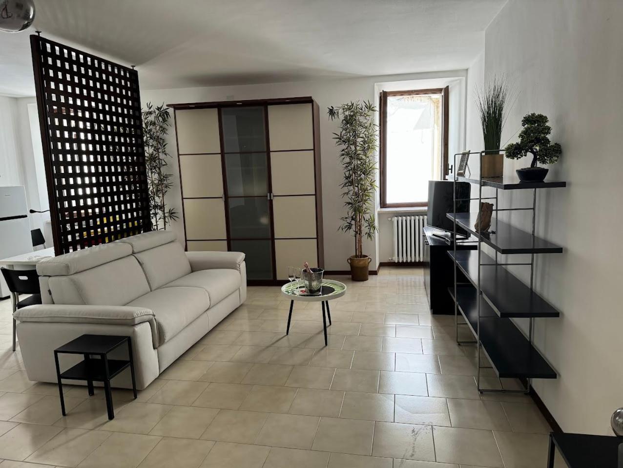 La Torretta Apartment Peschiera del Garda Exterior photo